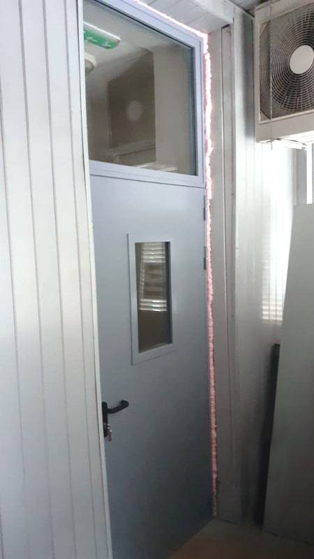 Огнестойкая дверь с фрамугой Огнестойкая дверь с фрамугой